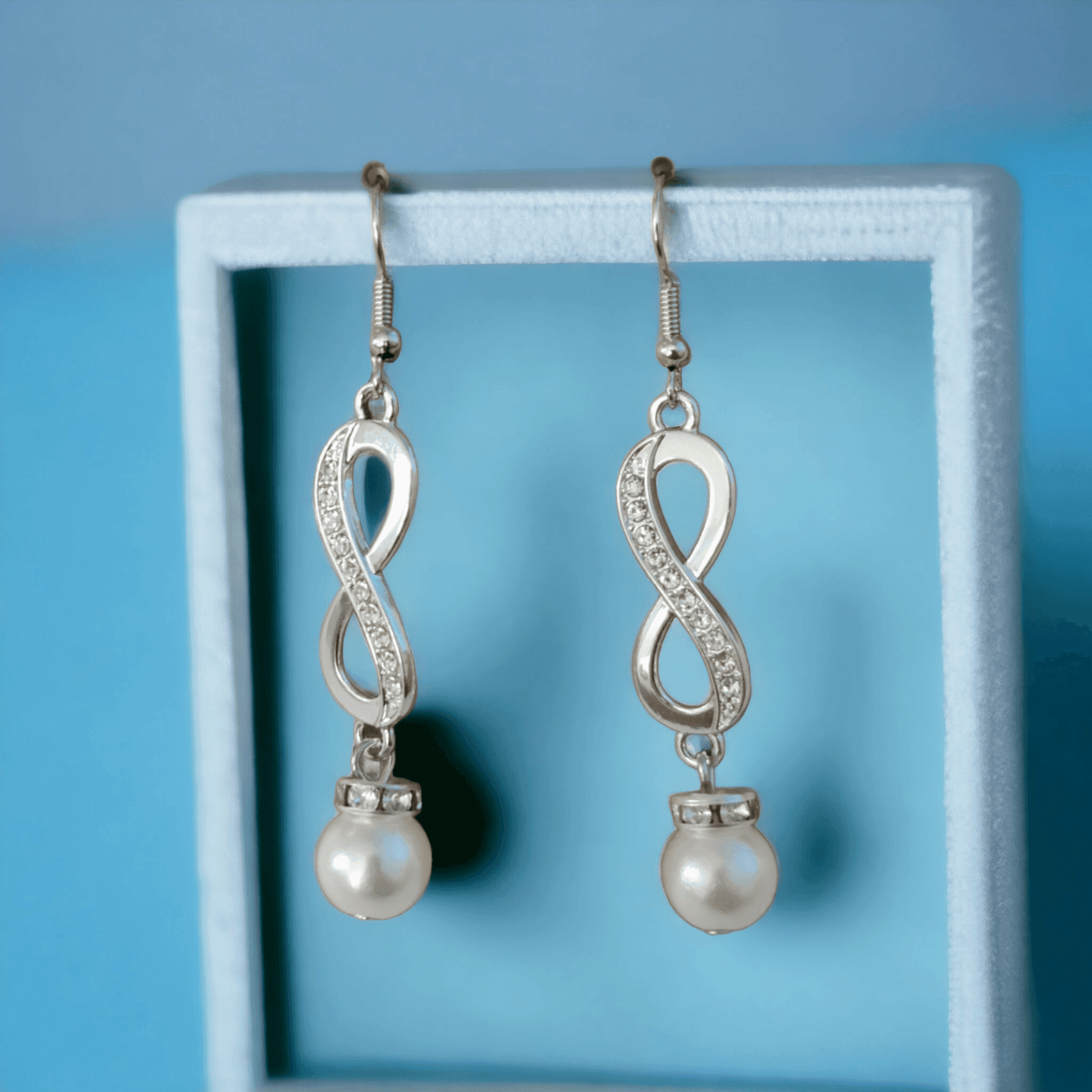 Infinity Earrings with Rhinestones and Glass Pearl - ZeesPieces