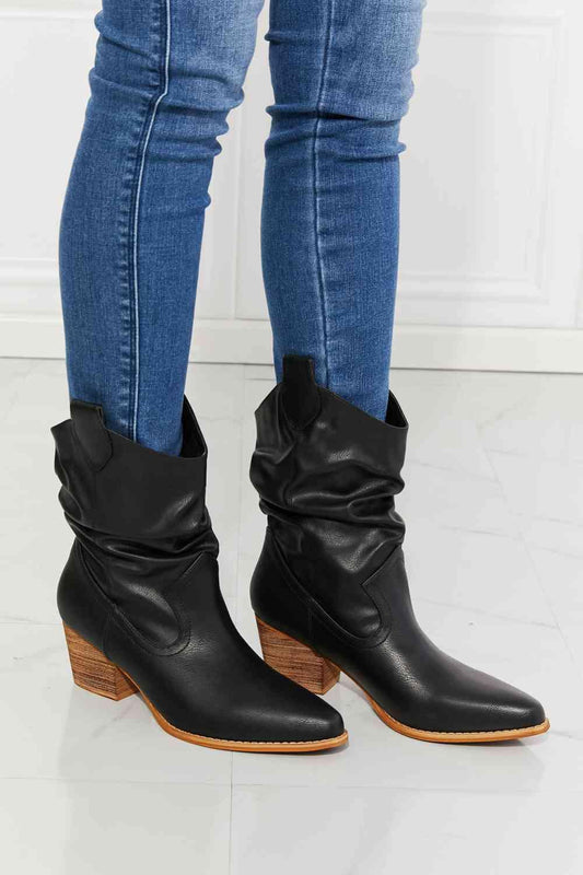 MMShoes Better in Texas Scrunch Cowboy Boots in Black - ZeesPieces